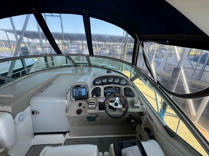 Slide: The Image of Sea Ray Sundancer 320 2006 - 8