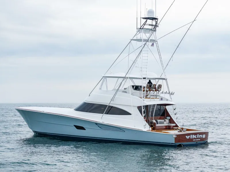 Slide: The Image of Viking 82 Convertible 2025 - 52