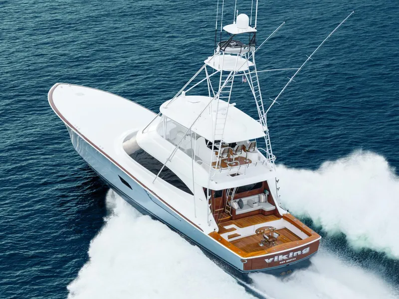 Slide: The Image of Viking 82 Convertible 2025 - 58