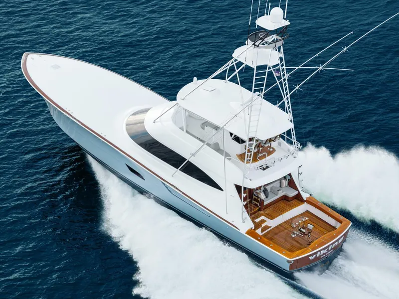 Slide: The Image of Viking 82 Convertible 2025 - 60