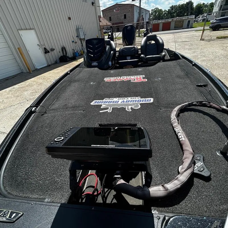 Slide: The Image of 2019 Nitro Z20 Pro fishing boat with advanced electronics and spacious deck. - 27