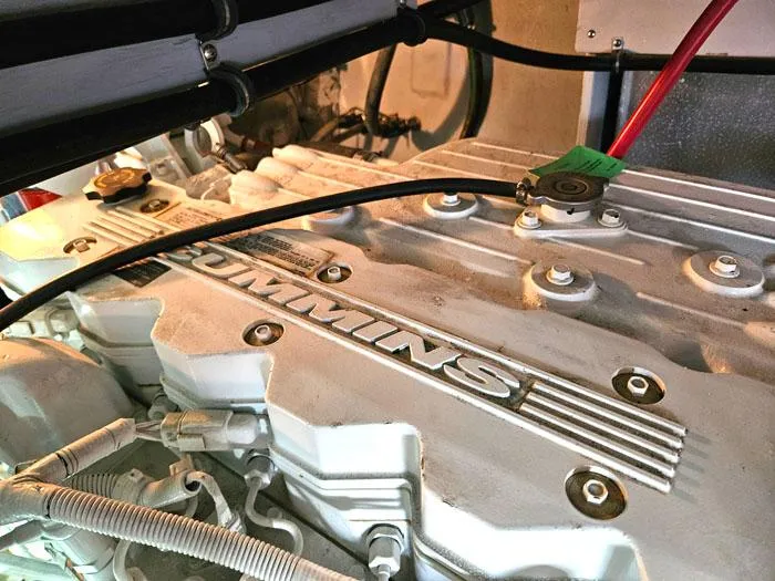 Slide: The Image of Cummins engine in 2007 Meridian 411 Sedan, showcasing detailed mechanical components. - 29