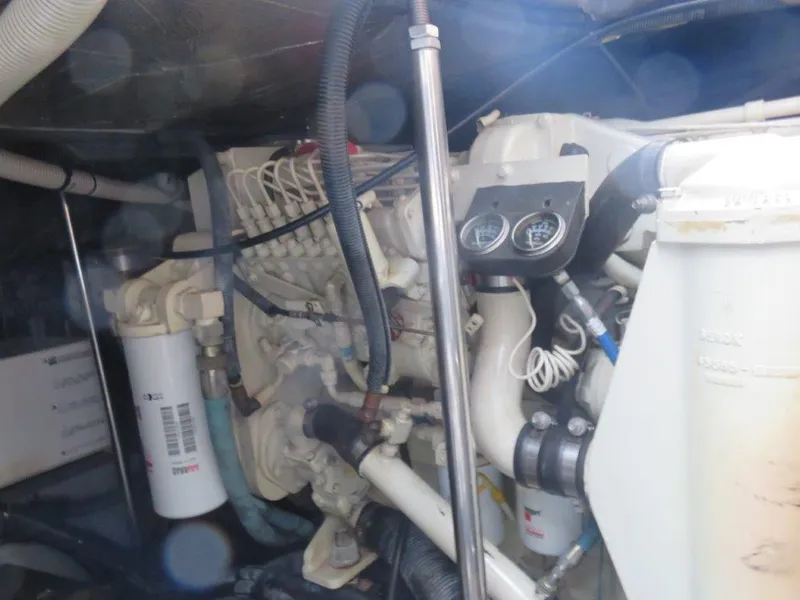 Slide: The Image of Sea Ray 450 Express Bridge 2002 - 18