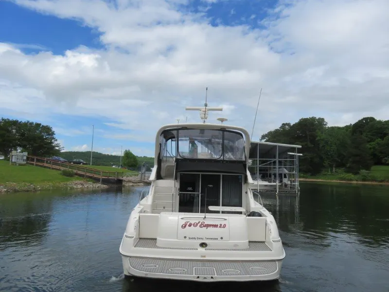Slide: The Image of Sea Ray 450 Express Bridge 2002 - 2