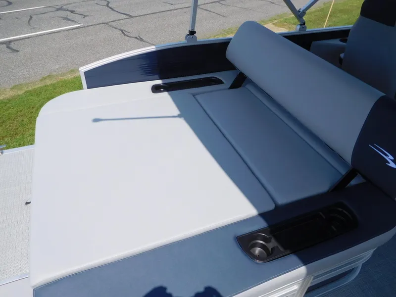 Slide: The Image of 2024 Bennington 22 SSB boat with comfortable seating and cup holders. - 10