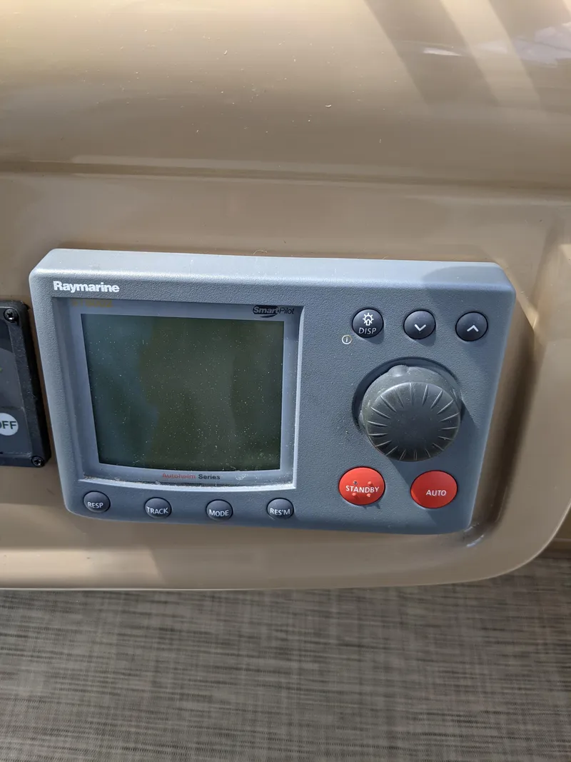 Slide: The Image of Carver 466 Motor Yacht 2001 - 53