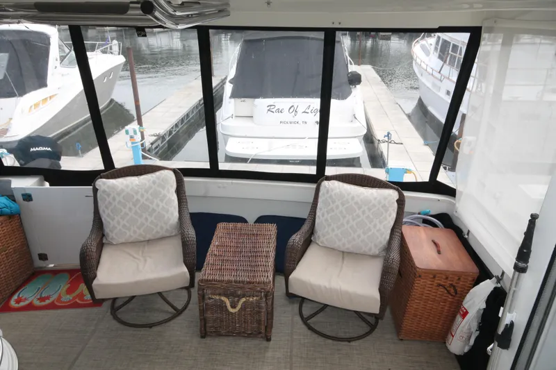 Slide: The Image of Carver 466 Motor Yacht 2001 - 64