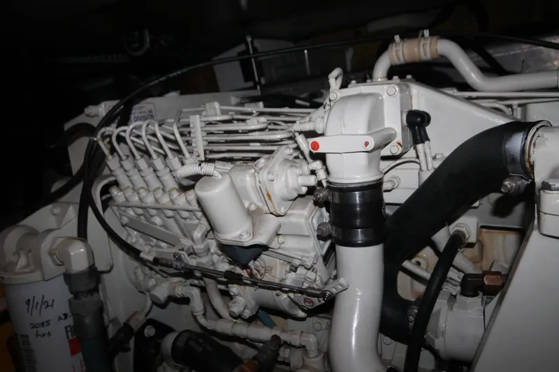 Slide: The Image of Carver 466 Motor Yacht 2001 - 73