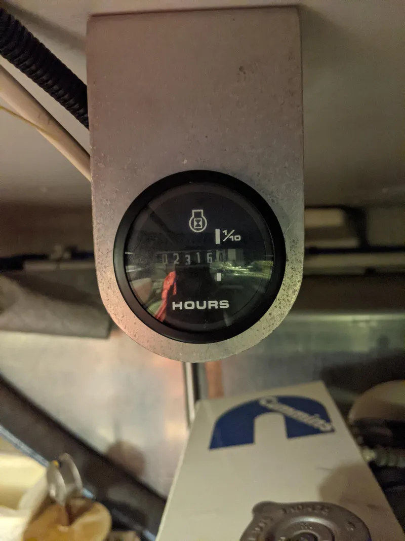 Slide: The Image of Carver 466 Motor Yacht 2001 - 78