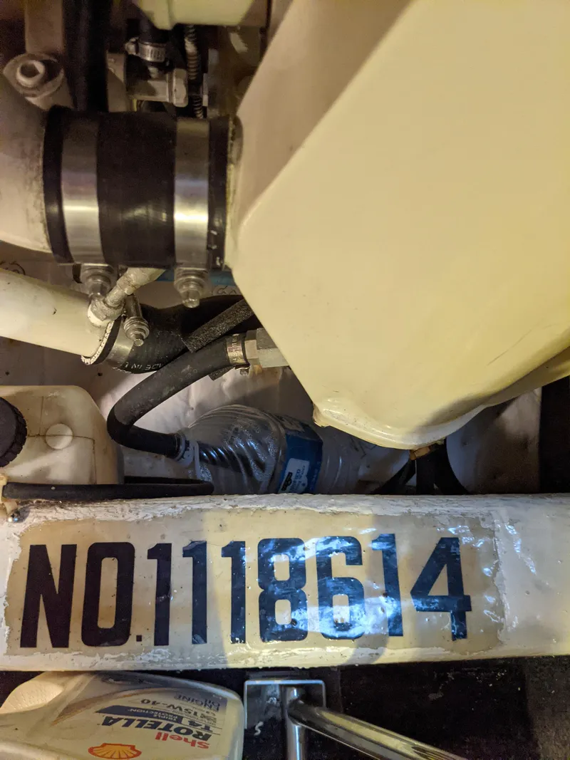 Slide: The Image of Carver 466 Motor Yacht 2001 - 93