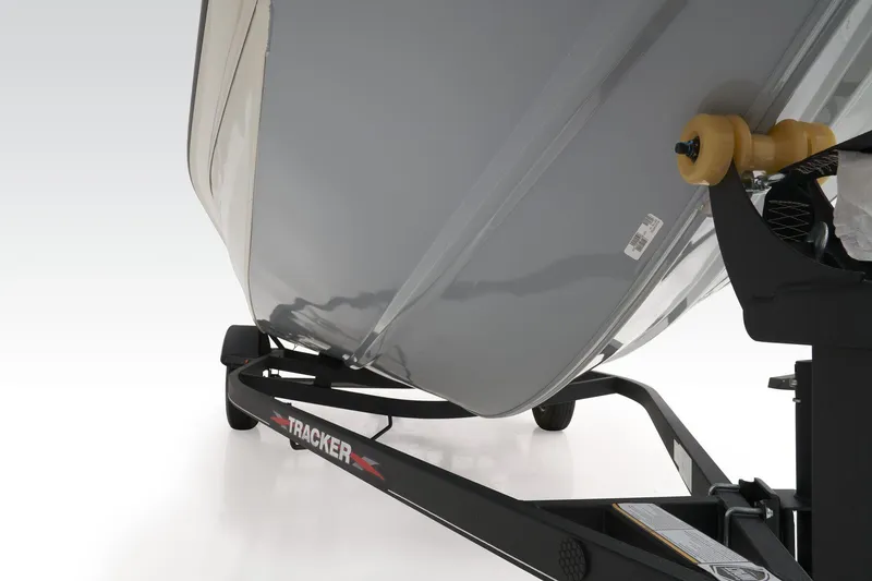 Slide: The Image of Tracker Pro Team 190 TX 2024 - 15