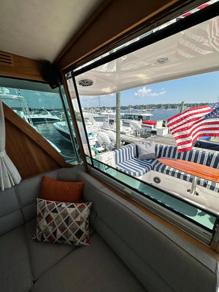 Slide: The Image of Rear window that opens - 17