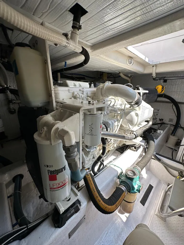 Slide: The Image of Engine room of a 2012 Sabre 48 Salon Express yacht. - 46