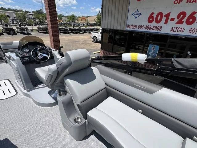 Slide: The Image of Veranda VR22RC Luxury Tri-Toon 2024 - 21