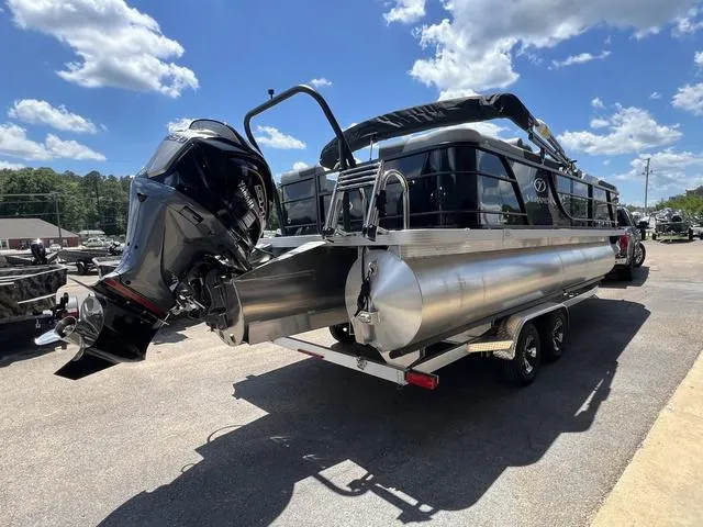 Slide: The Image of Veranda VR22RC Luxury Tri-Toon 2024 - 7