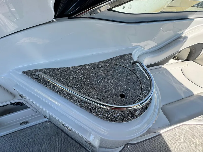 Slide: The Image of Crownline Boats 264 CR 2020 - 68