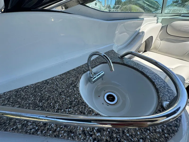 Slide: The Image of Crownline Boats 264 CR 2020 - 69