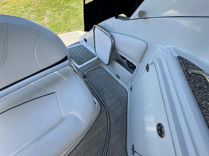 Slide: The Image of Crownline Boats 264 CR 2020 - 73
