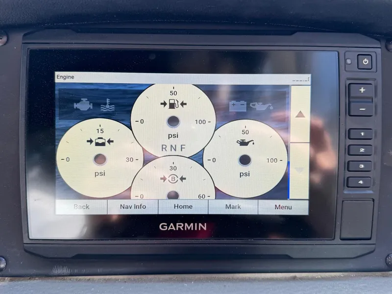 Slide: The Image of Crownline Boats 264 CR 2020 - 99