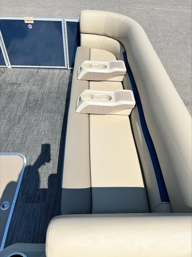 Slide: The Image of Sweetwater SW2486DT 2024 - 11