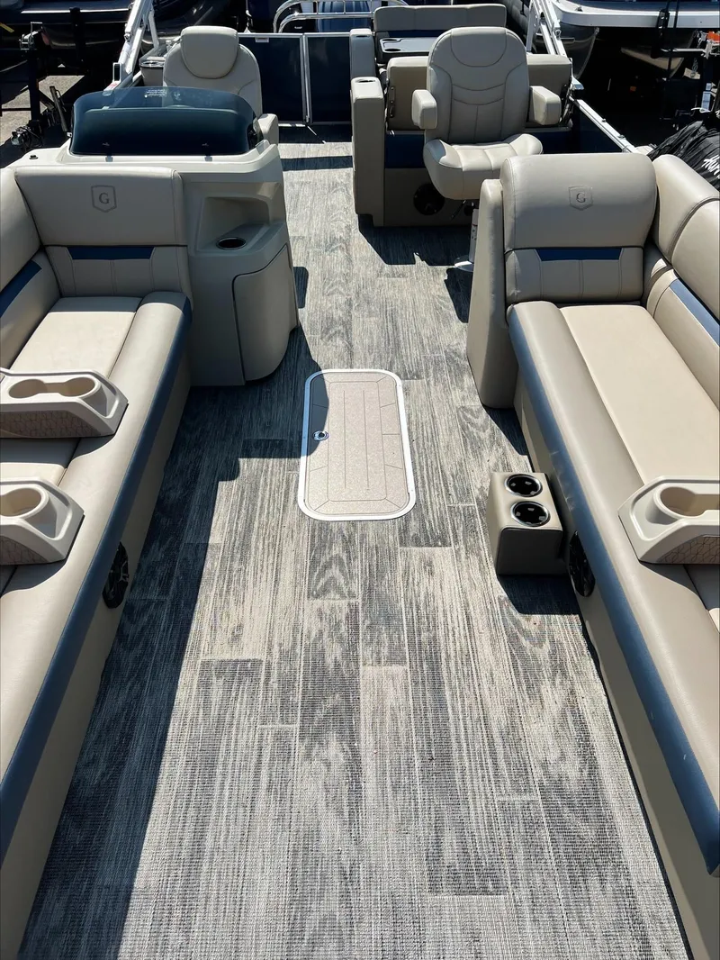 Slide: The Image of Sweetwater SW2486DT 2024 - 14