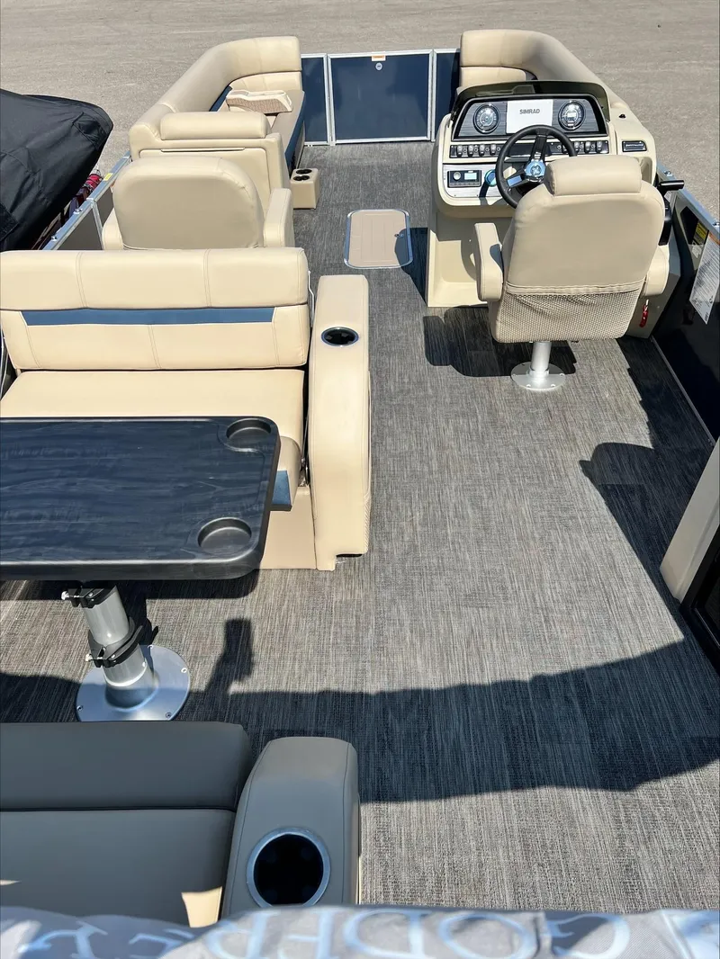 Slide: The Image of Sweetwater SW2486DT 2024 - 3