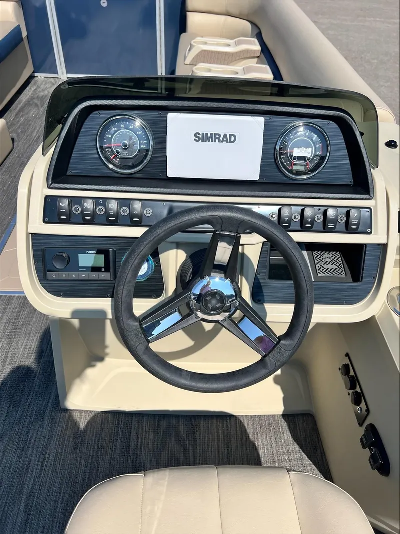 Slide: The Image of Sweetwater SW2486DT 2024 - 5