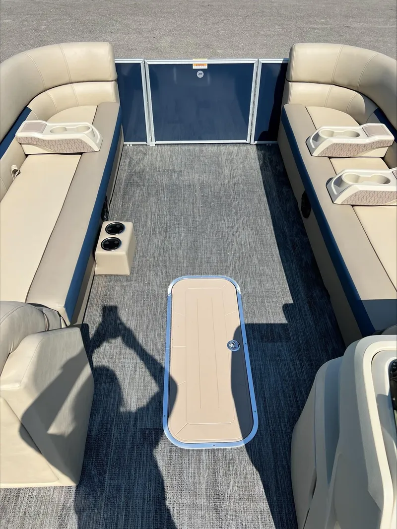 Slide: The Image of Sweetwater SW2486DT 2024 - 9