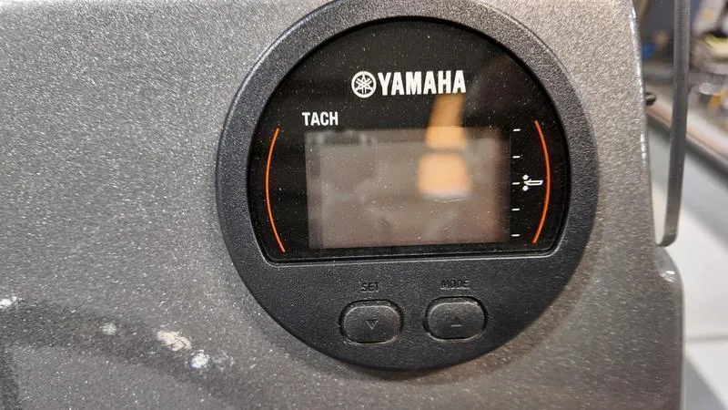 Slide: The Image of SeaArk RXT 170 - 16