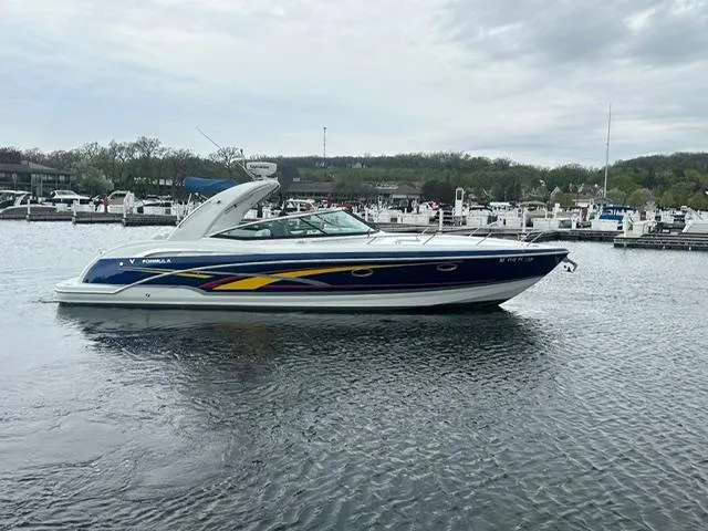 Slide: The Image of 2008 Formula 350 Sun Sport boat in harbor. - 5