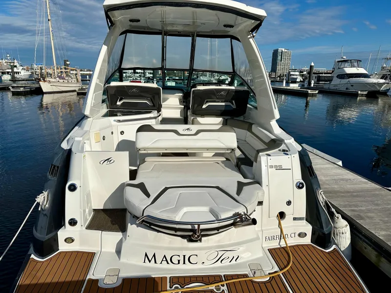 Slide: The Image of Monterey 335 Sport Yacht 2015 - 3