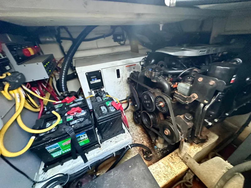 Slide: The Image of Monterey 335 Sport Yacht 2015 - 36