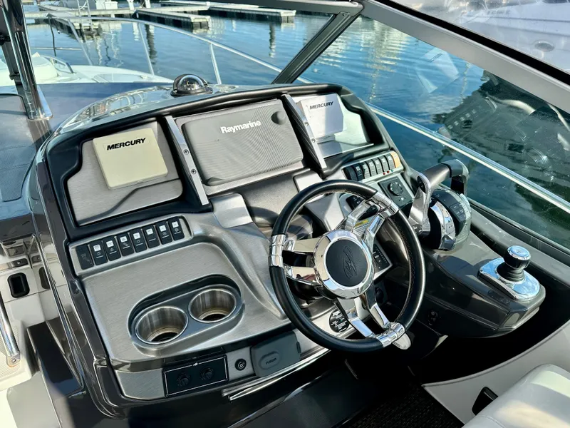 Slide: The Image of Monterey 335 Sport Yacht 2015 - 7