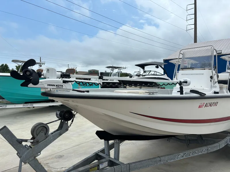 Slide: The Image of 1997 Hydra-Sports 21 boat on trailer, equipped with Minn Kota trolling motor. - 12