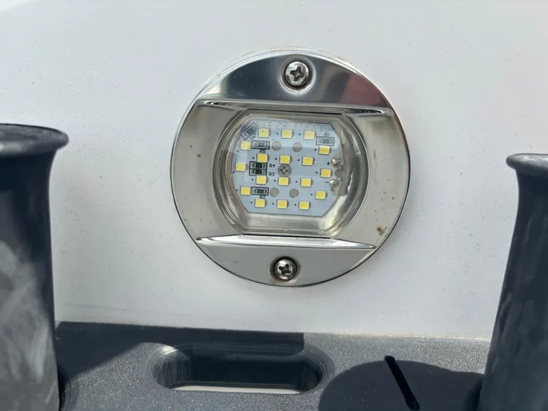 Slide: The Image of LED light fixture on a 1997 Hydra-Sports 21 boat. - 23