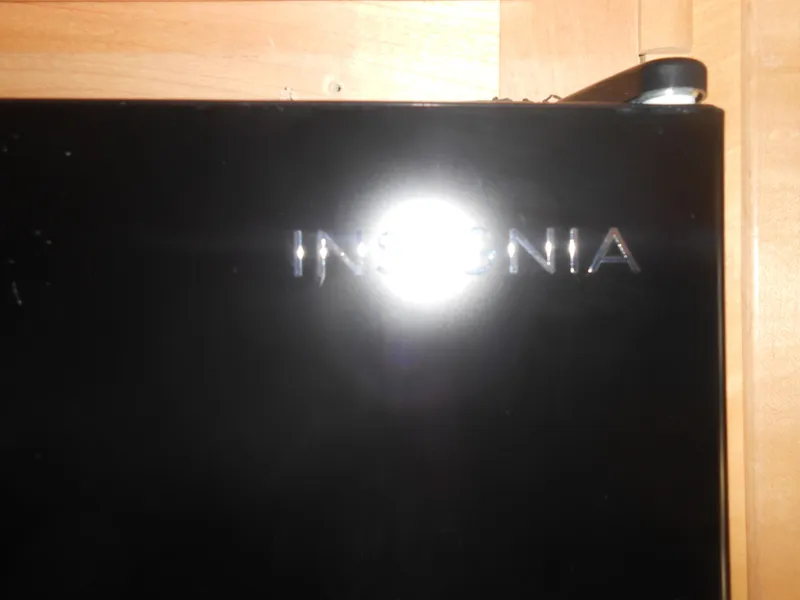 Slide: The Image of Insignia logo on a black appliance in a 2001 Stardust Cruisers houseboat. - 7