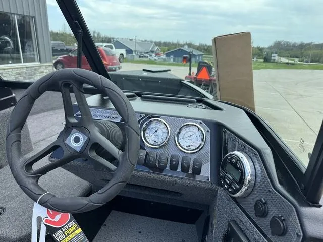 Slide: The Image of Lund 1775 Adventure Sport 2024 - 5