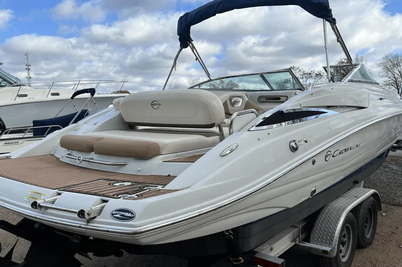 Slide: The Image of Crownline Boats Eclipse E4 2014 - 0