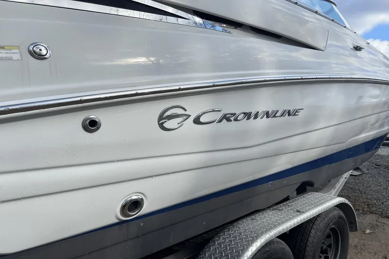 Slide: The Image of Crownline Boats Eclipse E4 2014 - 2
