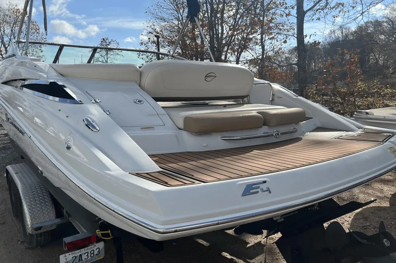 Slide: The Image of Crownline Boats Eclipse E4 2014 - 3