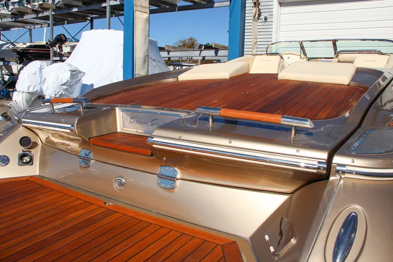 Slide: The Image of Close-up of 2013 Chris-Craft Launch 32 boat deck hardware. - 16
