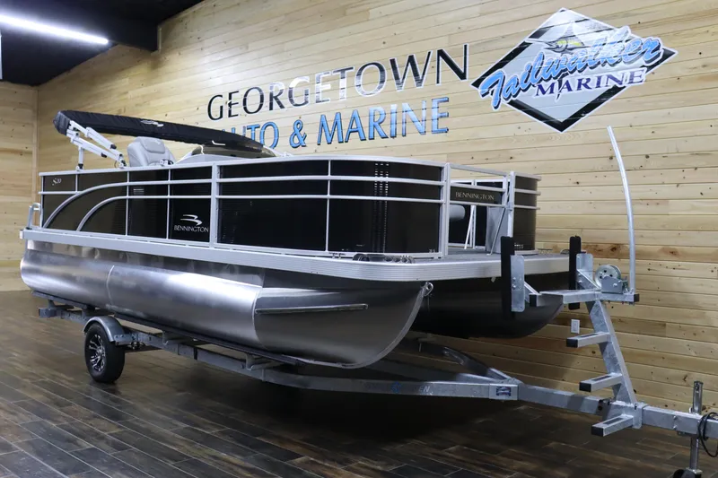 Slide: The Image of 2024 Bennington 20 SFNP pontoon boat at Georgetown Auto & Marine showroom. - 2