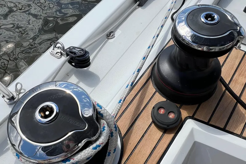Slide: The Image of Winches and ropes on a 2020 Beneteau Oceanis 46.1 yacht deck. - 38