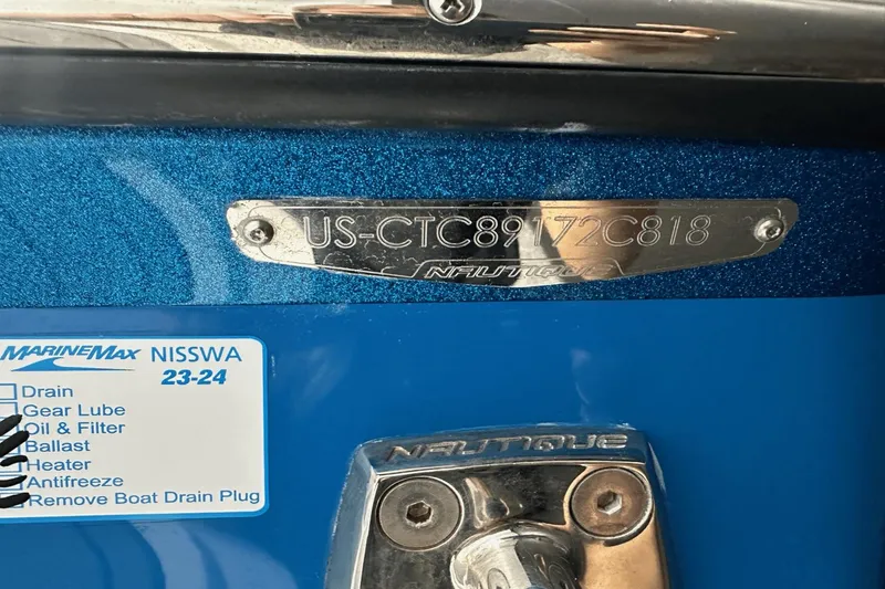 Slide: The Image of Nautique GS24 2018 - 18