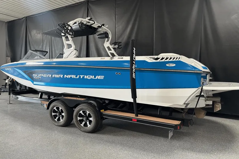 Slide: The Image of Nautique GS24 2018 - 5