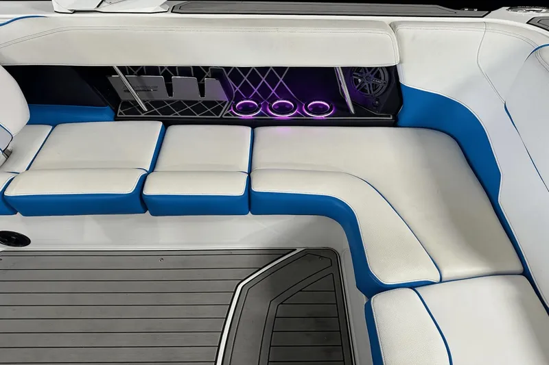 Slide: The Image of Nautique GS24 2018 - 51