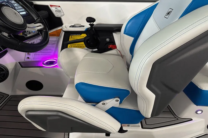 Slide: The Image of Nautique GS24 2018 - 66