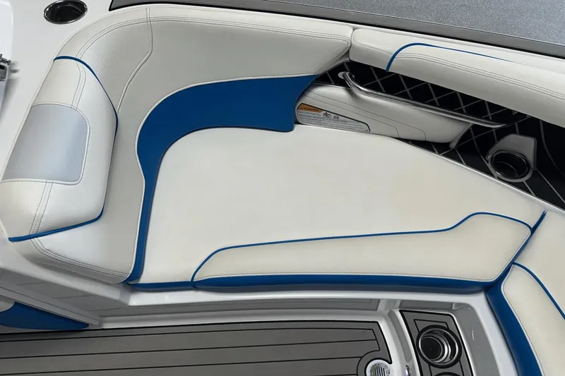 Slide: The Image of Nautique GS24 2018 - 82