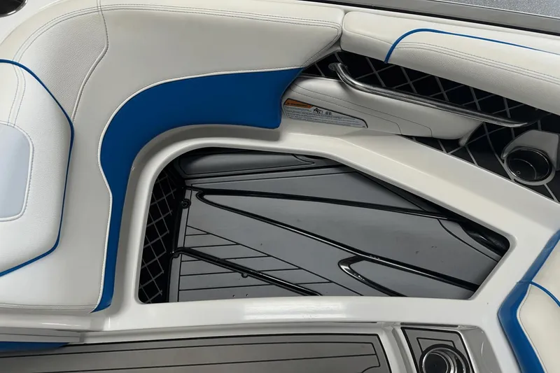 Slide: The Image of Nautique GS24 2018 - 83