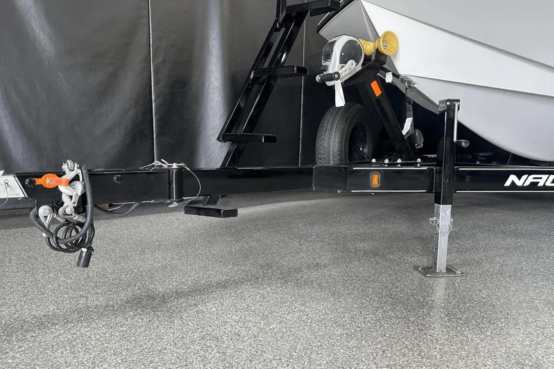 Slide: The Image of Nautique GS24 2018 - 87